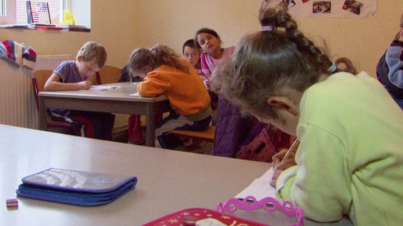 Jenny Rasche in einer Roma-Siedlung in Sibiu (Siebenbürgen)