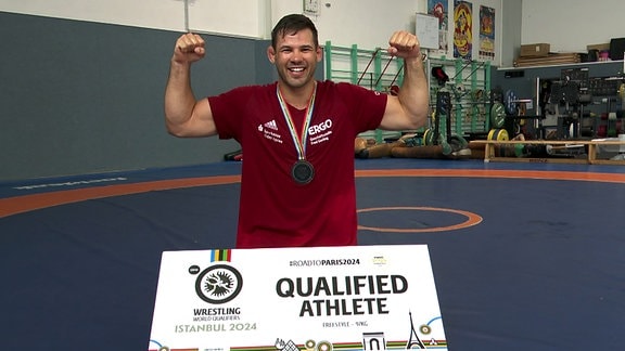 Erik Thiele - Olympiastarter im Ringen Klasse bis 97 kg, knieht vor dem Olympiaticket 