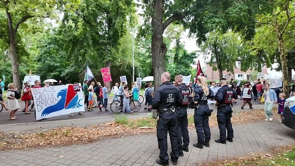 Menschen bei einer Demonstration