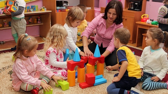 Freie Träger: Immer mehr Erzieherinnen in Kindergärten in Kurzarbeit