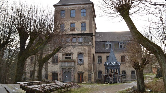 Eine neue Krone für das Schloss Hainewalde MDR.DE
