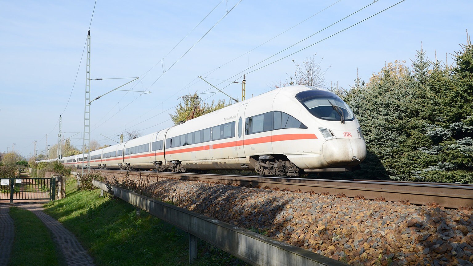 https://cdn.mdr.de/sachsen/zuege-120-resimage_v-variantBig16x9_w-1536.jpg?version=34743 https://cdn.mdr.de/sachsen/zuege-120-resimage_v-variantBig16x9_w-1536.jpg?version=34743