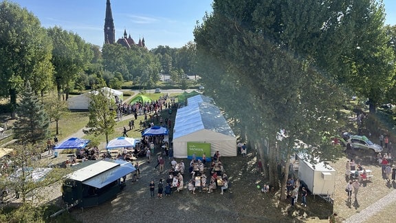 Blick auf das Gelände Funkhausfest bei MDR Sachsen