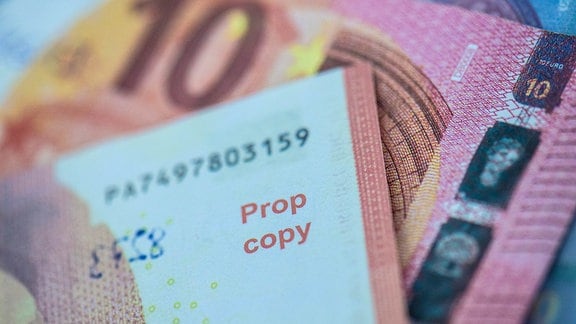Sichergestellte, gefälschte Euro-Banknoten