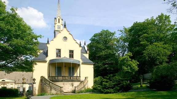 Schloss Burgk in Freital umgeben von einem Park