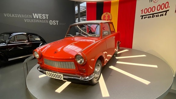 Glückwunsch: Das ist der 1.000.000ste Trabant im August Horch Museum in Zwickau.