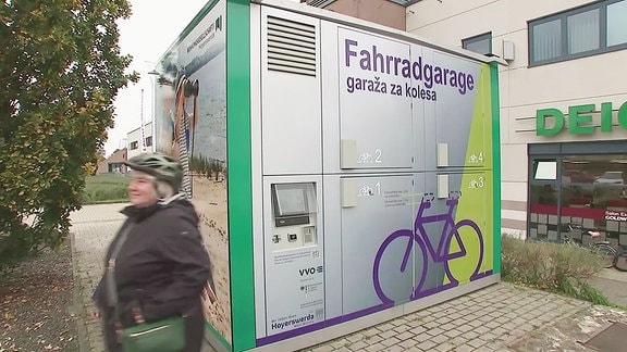 eine Fahrradgarage