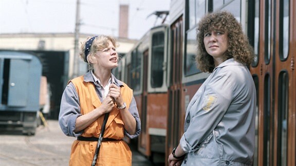 Karin Düwel (Christel Grunert) (li), Ute Lubosch (Johanna Rothermund) (re)