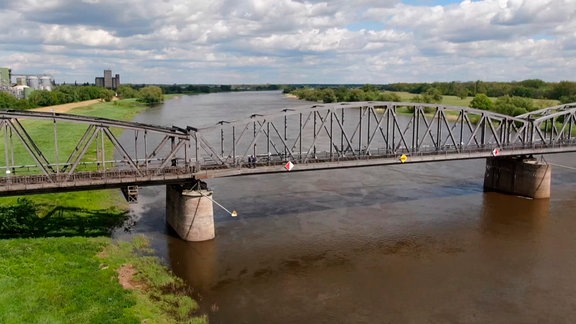 Elbe-Brücke der "Kanonenbahn"