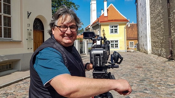 Thomas Junker bei Dreharbeiten in Tallinn, Estland