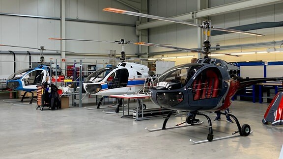 Die Firma edm aerotec baut in Geisleden ultraleichte Koaxialhubschrauber. Es sind bundesweit die einzigen "Ultraleicht-Luftsport-Geräte" ihrer Art. 