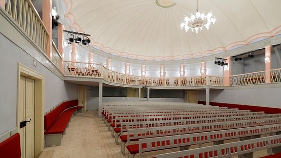 Das Konzert wurde im historischen Goethe-Theater in Bad Lauchstädt aufgezeichnet. Goethe-Theather Bad Lauchstädt