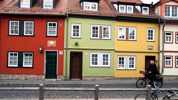 Bunte Häuser im Erfurter Andreasviertel.