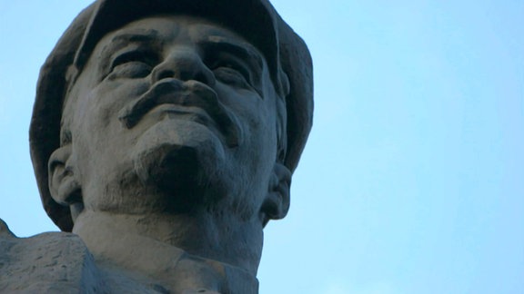 Lenin Statue - eine Nahaufnahme des Gesichts.