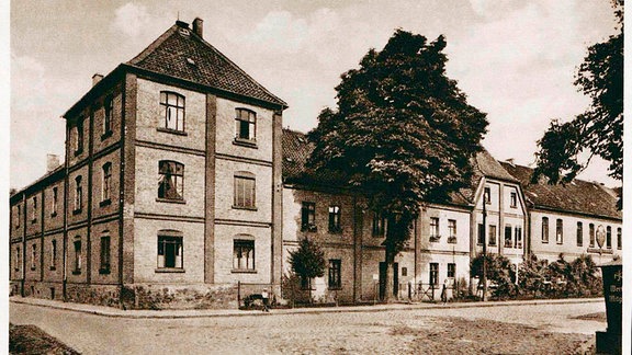 Das Gründungshaus des Elisabethstiftes (1861)