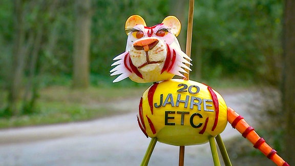 Tiger-Figur zum Jubiläum