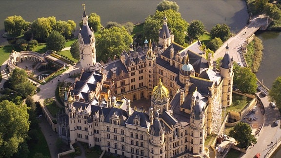 Luftaufnahme des Schweriner Schlosses.