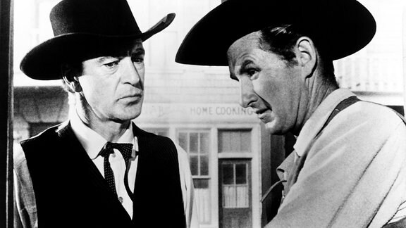 Marshal Will Kane (Gary Cooper, li.) und der Hilfssherif (Lloyd Bridges).