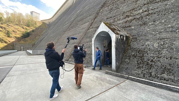 Dreharbeiten mit Marco Matthes unterhalb der Rappbode-Staumauer