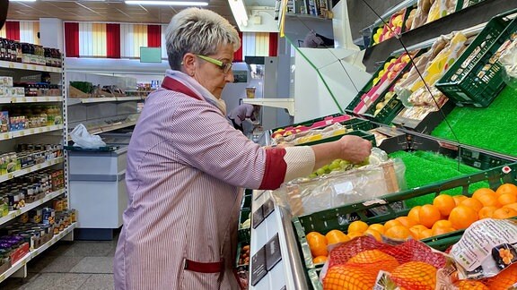 Herschdorf hat seit 1988 ein Lebensmittelgeschäft, das nach wie vor fast alle Kaufhalle nennen. Eleonore Markert hat das Geschäft übernommen. 