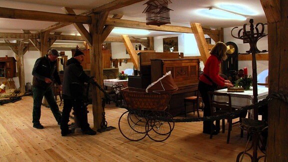 Dafür schmücken Mitglieder vom Heimatverein auch die Räume im Rittergut, die sie als Museum eingerichtet haben. 