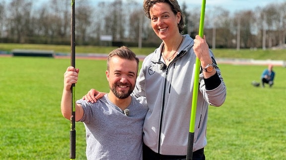 Mathias Mester und Steffi Nerius auf dem Übungsgelände