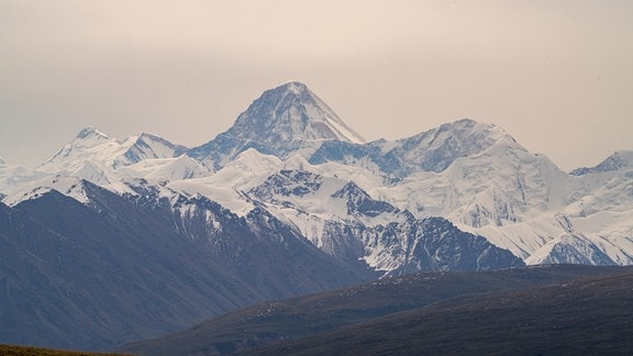 Der Khan Tengri ist mit seinen 7010 m das Herz der Himmelsbergs (Tian Shan Gebirge) in Kirgistan