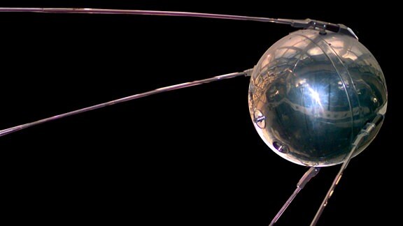 Sputnik 1, (Modell).