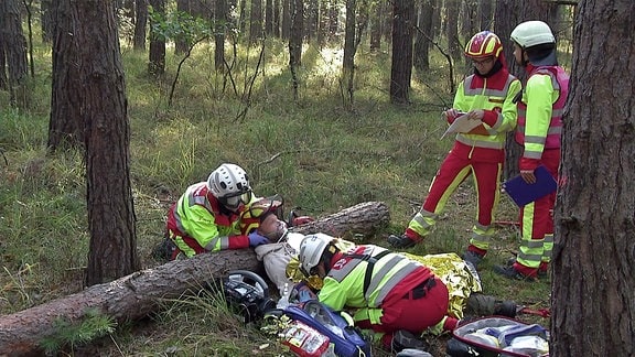 FEUERWEHRUEBUNG 