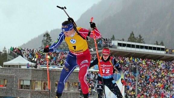 Julia Simon und Vanessa Voigt (Biathlon)  