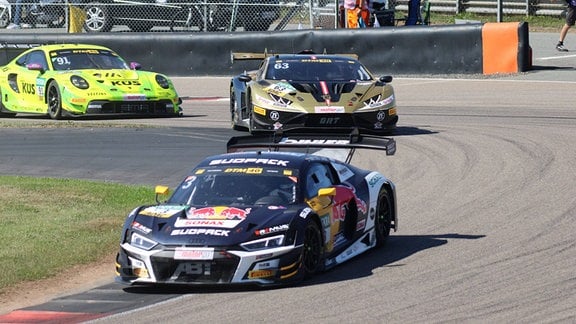 Kelvin Van Der Linde (ZAF), 3, Audi R8 LMS GT3 EVO II, Team: Abt Sportsline (DEU),vor Jorden Pepper (ZAF), 63, Lamborghini Huracane GT3 Evo 2, Team: Grasser Racing Team GRT (AUT), Motorsport, DTM 2024