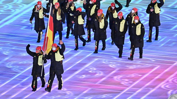 Deutsche Mannschaft bei der Eröffnung der Olympischen Winterspiele 