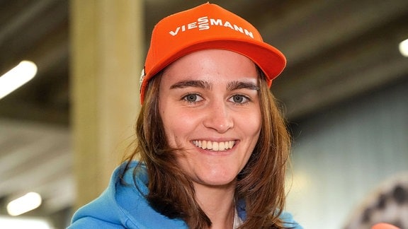 Skispringerin Selina Freitag