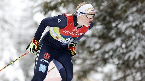 Victoria Carl, Deutschland, in der Qualifikation im Teamsprint der Damen bei der Ski-WM in Planica, Slowenien.