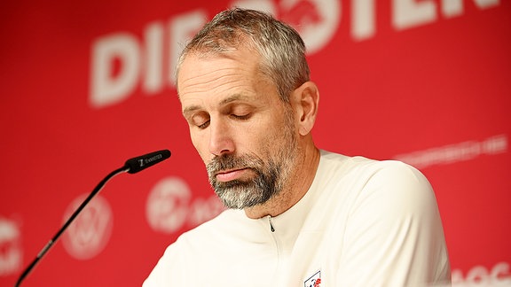 RB Leipzig vs. SC Freiburg Fußball Bundesliga 11. Spieltag - Trainer Marco Rose Pressekonferenz