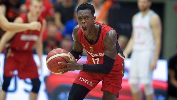 Dennis Schröder