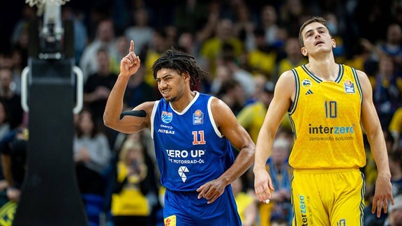 Jubel Tim Schneider Alba Berlin