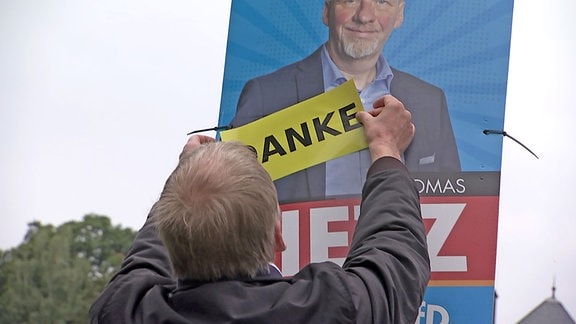 AFD-Kandidat Thomas Dietz dankt seinen Wählern