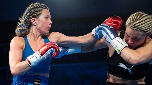 Boxkampf zwischen Sarah Mahfoud und Nina Meinke