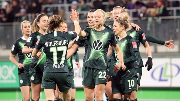 Ligaschlusslicht Usv Jena Gegen Spitzenreiter Vfl Wolfsburg Mdr De