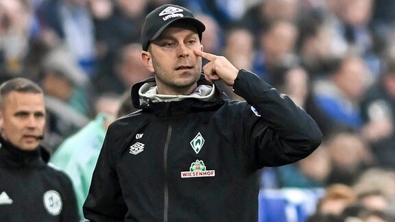 Ole Werner  am Spielfeldrand