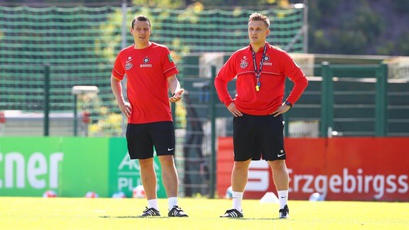 Co Trainer Marc Hensel und Trainer Aliaksei Shpileuski