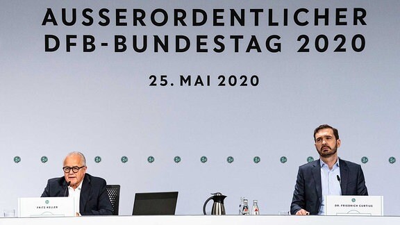 98. Ausserordentlicher Bundestag des DFB Das Praesidium des Deutschen Fussball-Bundes hat für Montag, den 25. Mai 2020 einen Ausserordentlichen Bundestag einberufen, bei dem die Auswirkungen der Corona-Pandemie auf den deutschen Fussball im Vordergrund stehen.