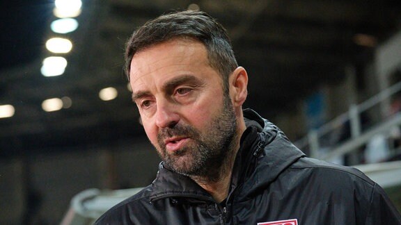 Sreto Ristic (HFC, Trainer) vor dem Spiel