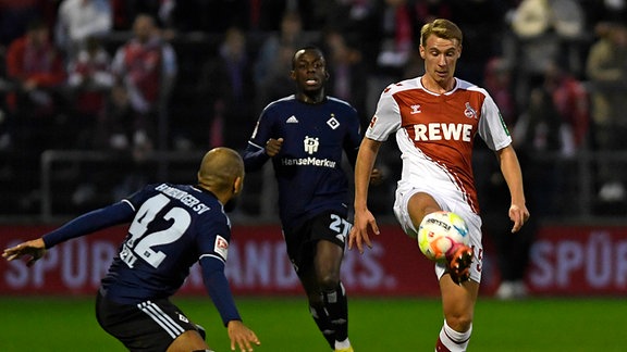 Joshua Schwirten (1. FC Köln) in Aktion