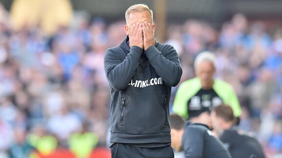 Trainer Markus Anfang von Dynamo Dresden enttäuscht.