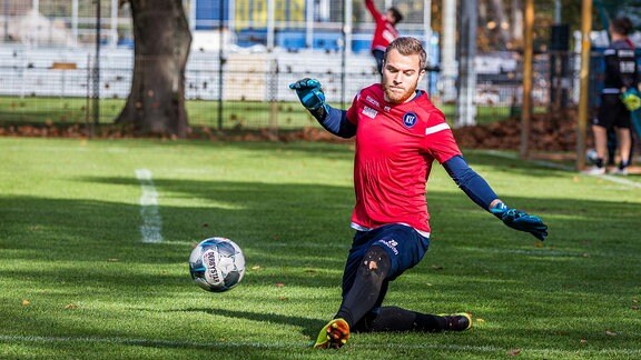 Torwart Sven Müller beim Training