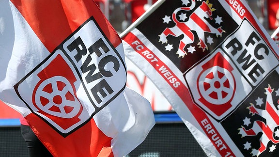 RWE Vereinsfahnen mit Logo