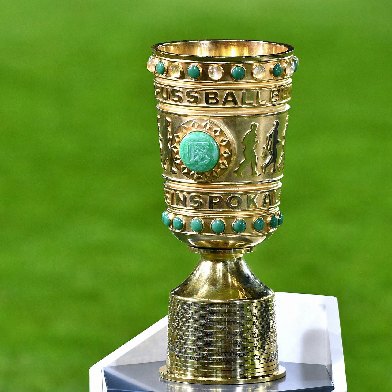 RB Leipzig trifft im DFB-Pokal-Halbfinale auf SC Freiburg MDR.DE