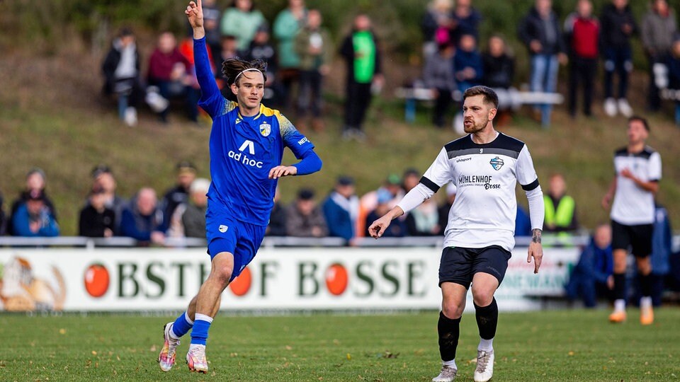 Thüringenpokal: Carl Zeiss Jena gewinnt Pokalfight bei Fahner Höhe | MDR.DE